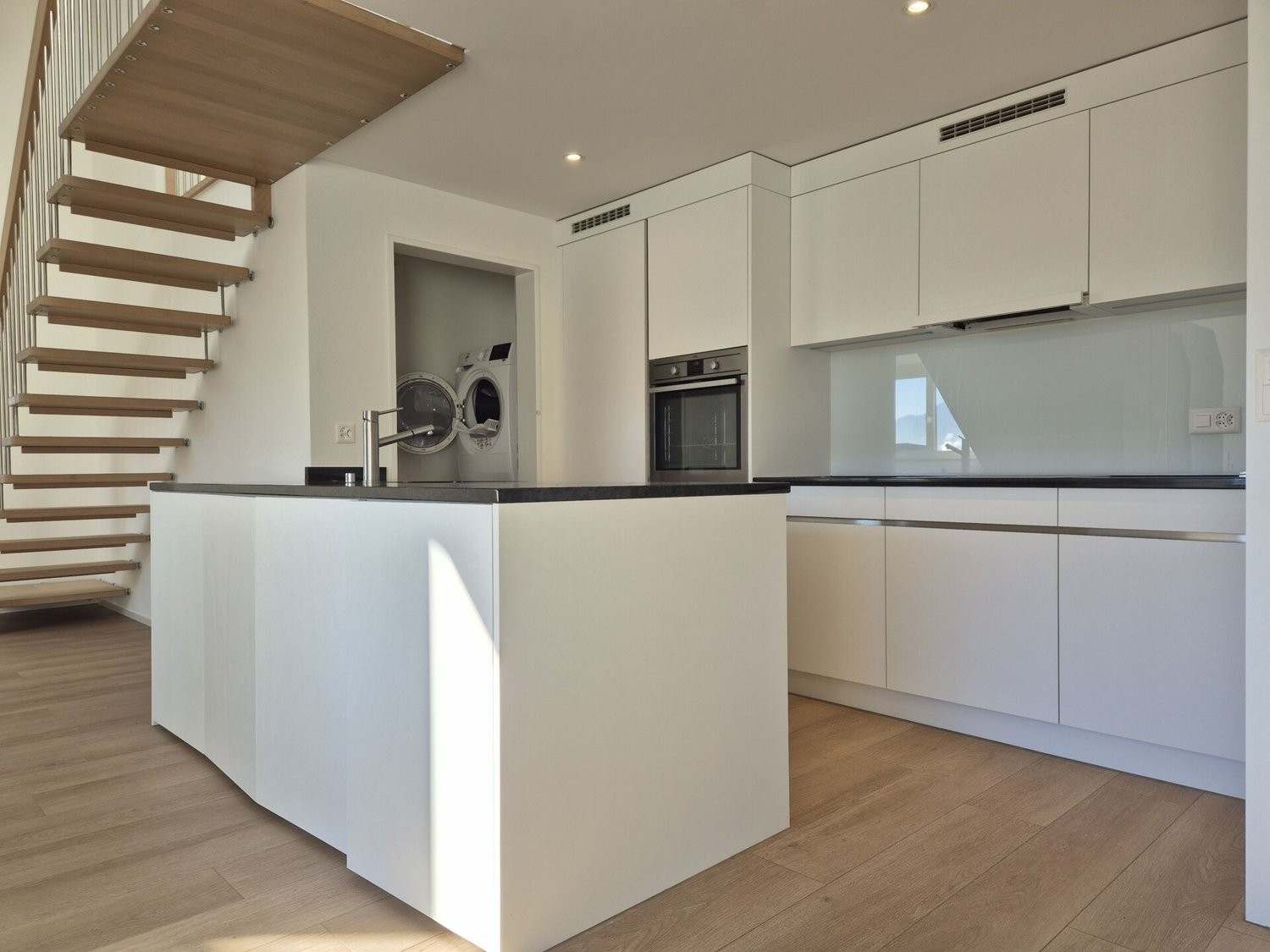 4 ½ rooms apartment, photo 1 of 10