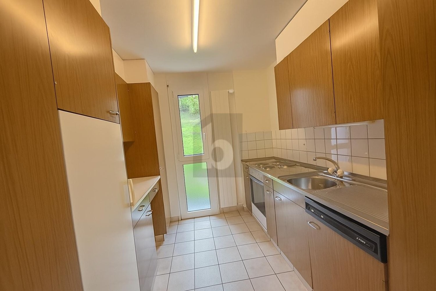 3 rooms apartment, photo 2 of 4