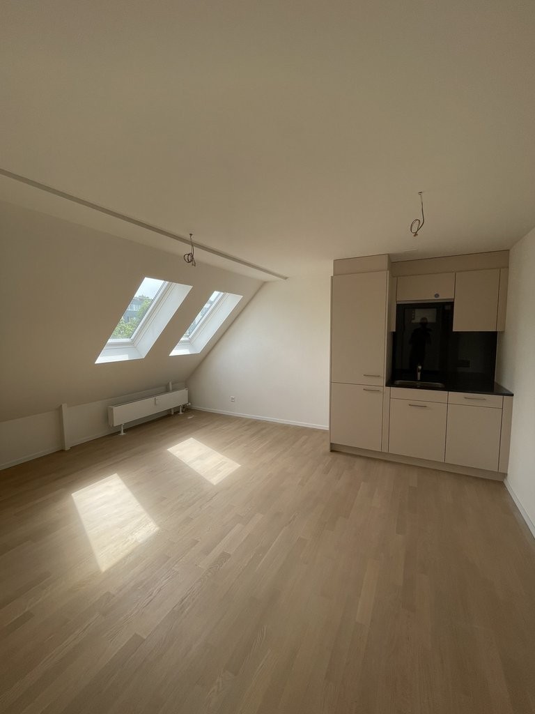 19m² commercial, photo 2 of 3