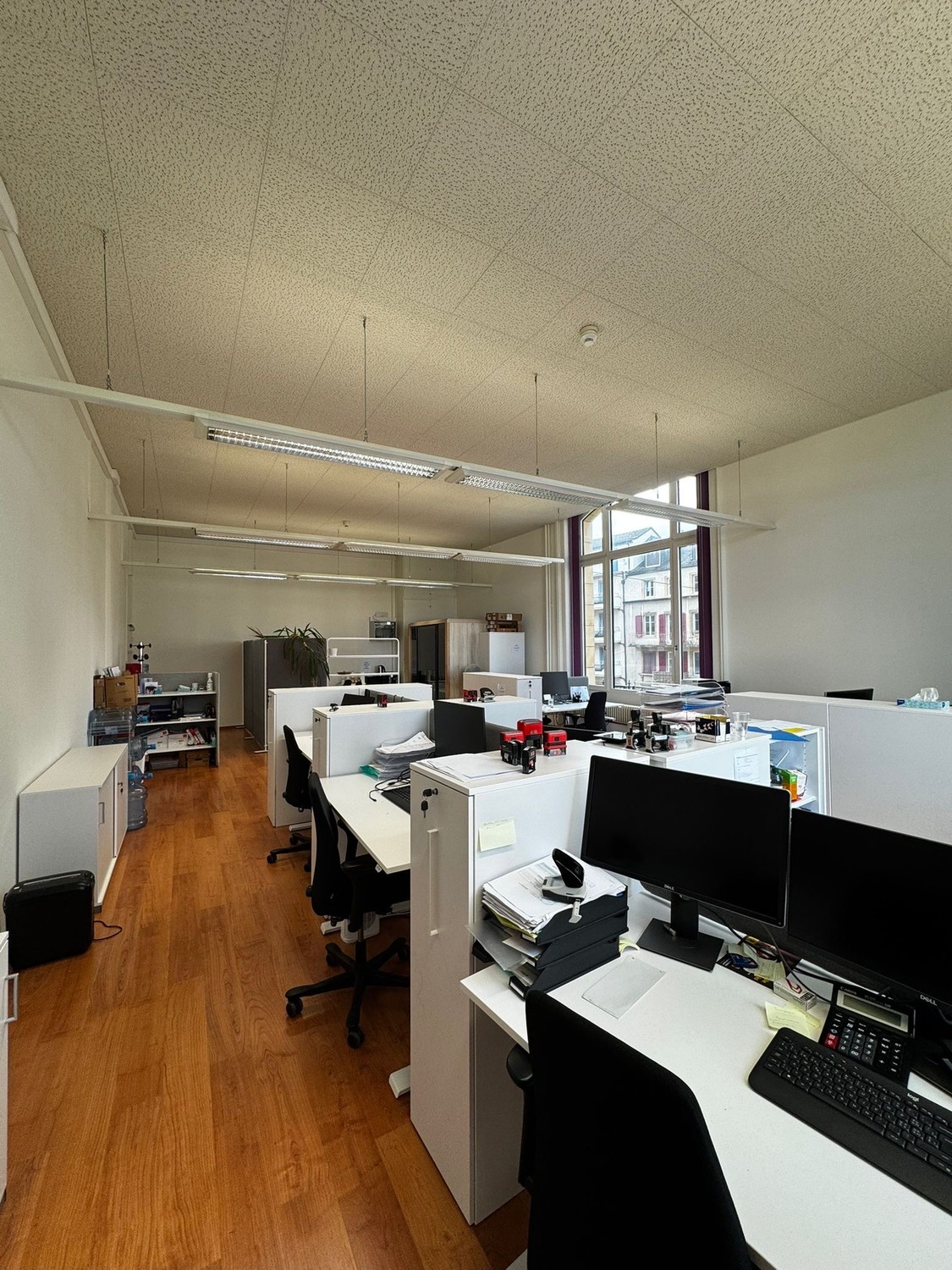 Office, photo 5 of 10