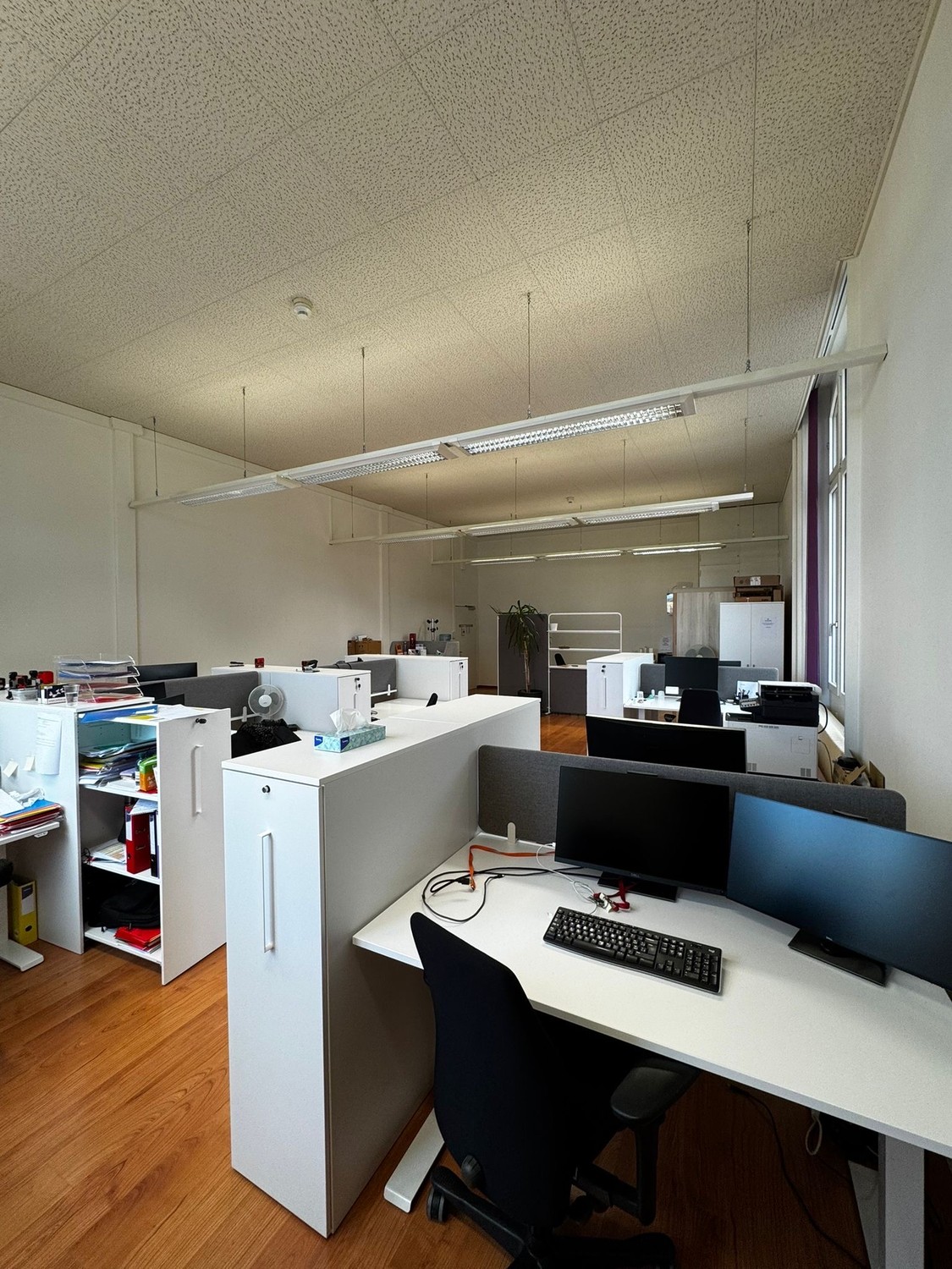 Office, photo 4 of 10