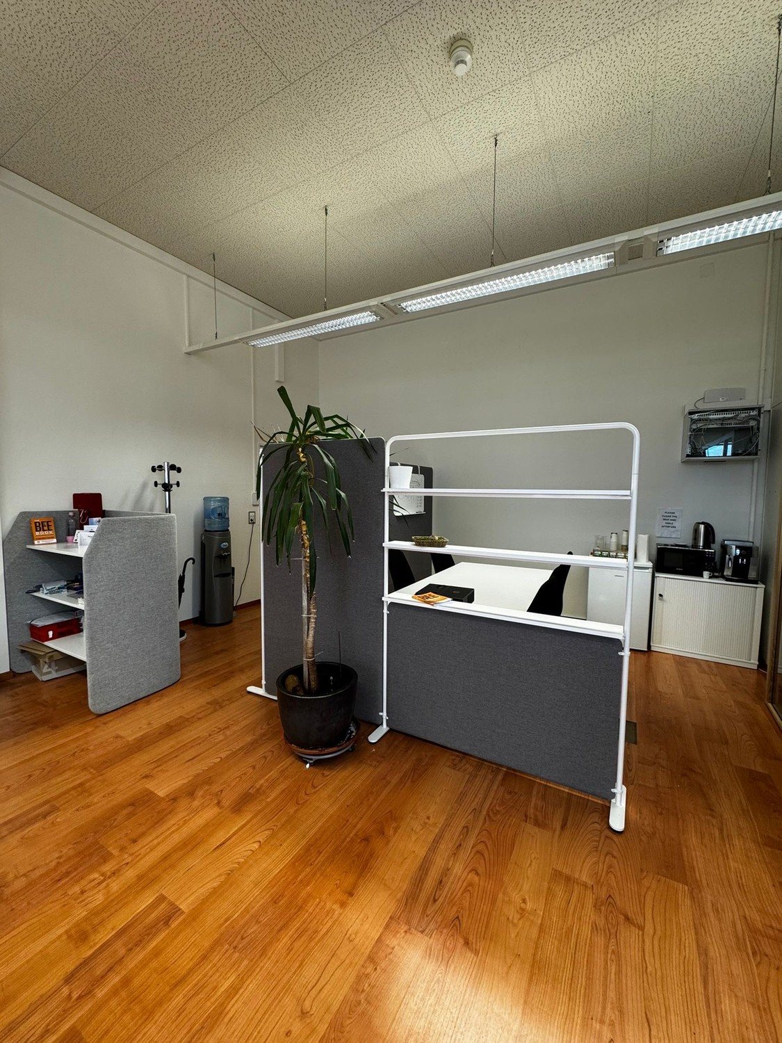 Office, photo 7 of 10