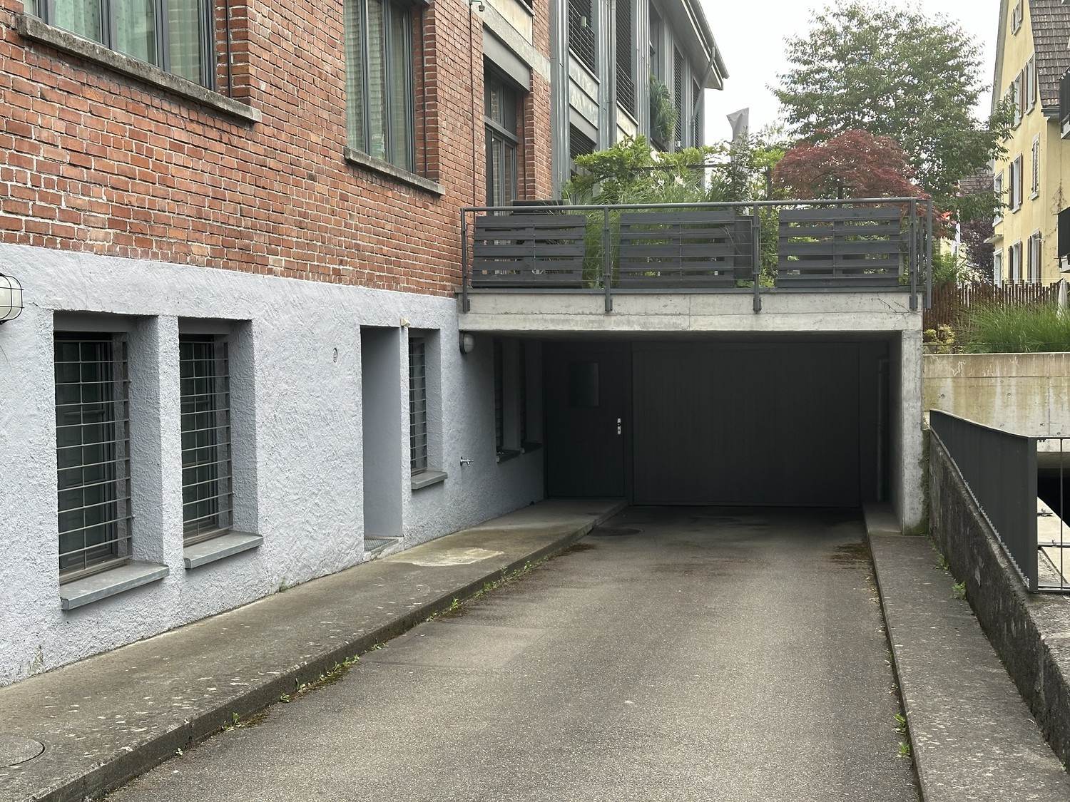 Underground slot, photo 1 of 3