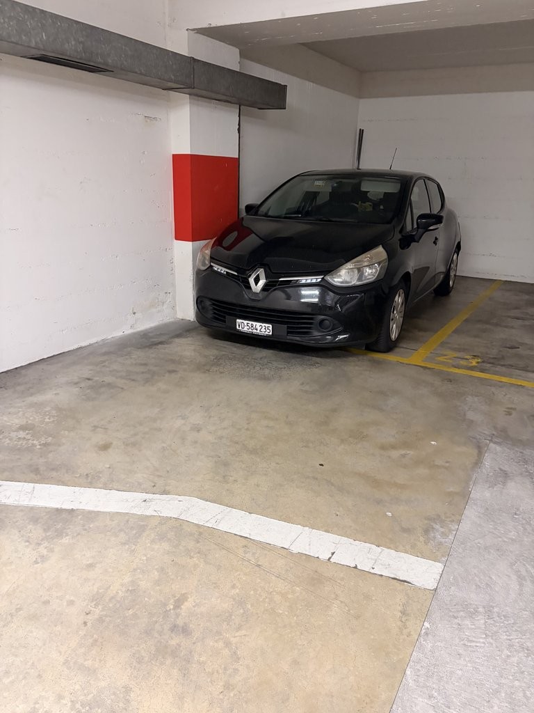 Underground slot, photo 2 of 2