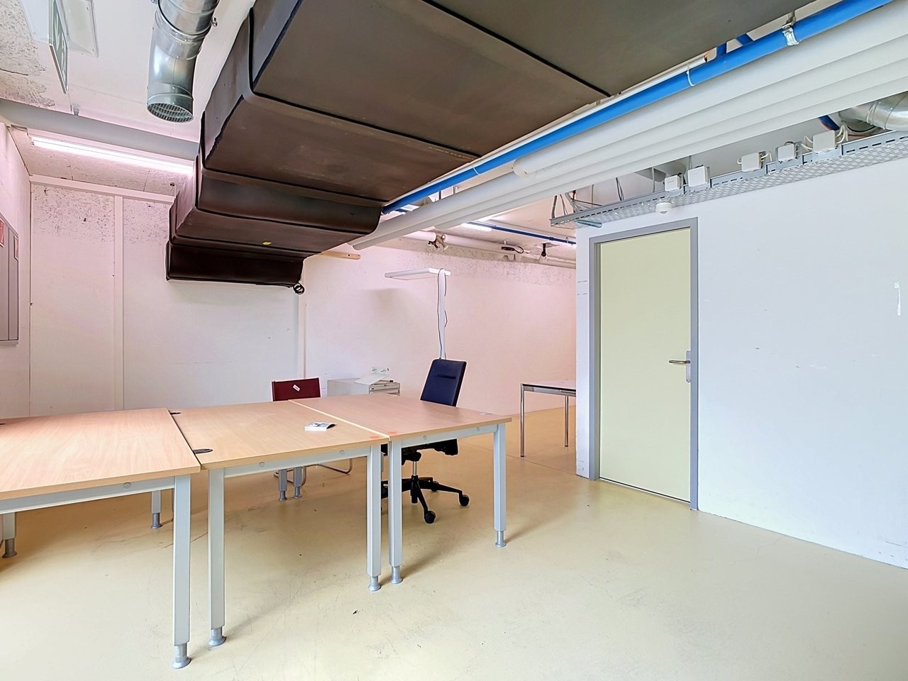 1130m² storage room, photo 6 of 10
