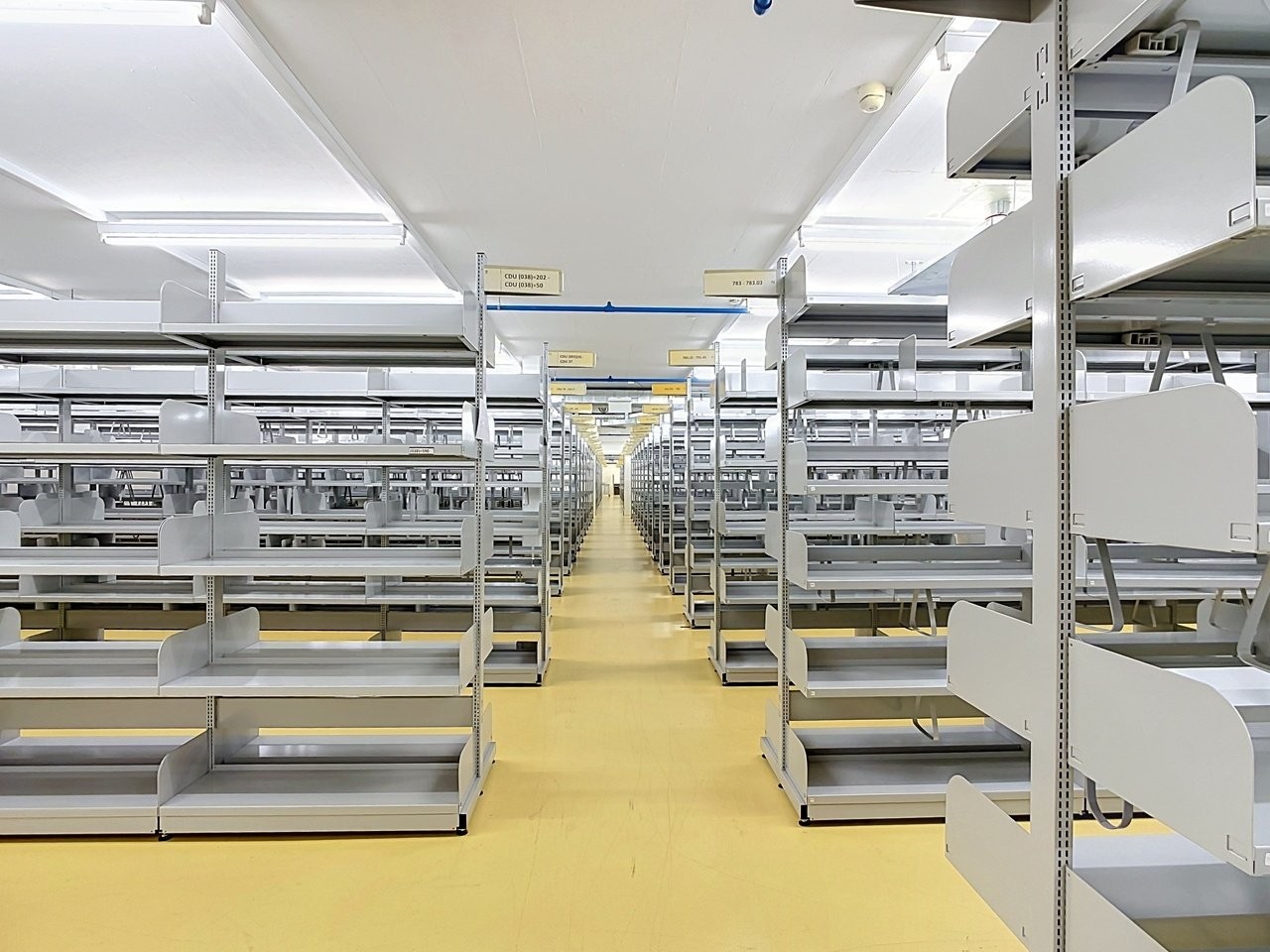 1130m² storage room, photo 9 of 10