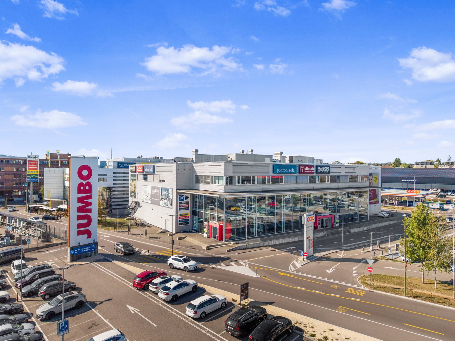 3400m² de commerce