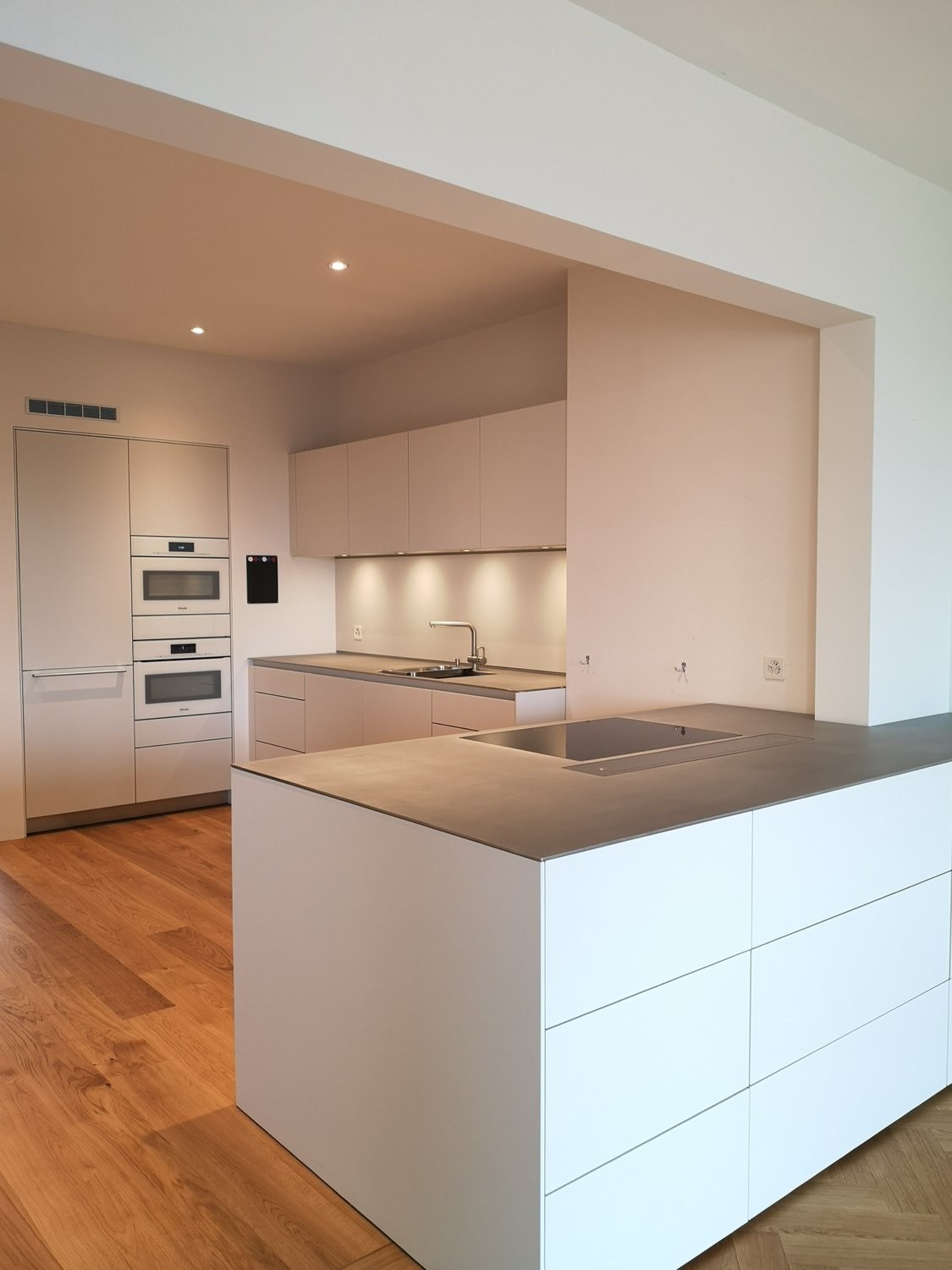 5 ½ rooms apartment, photo 2 of 9