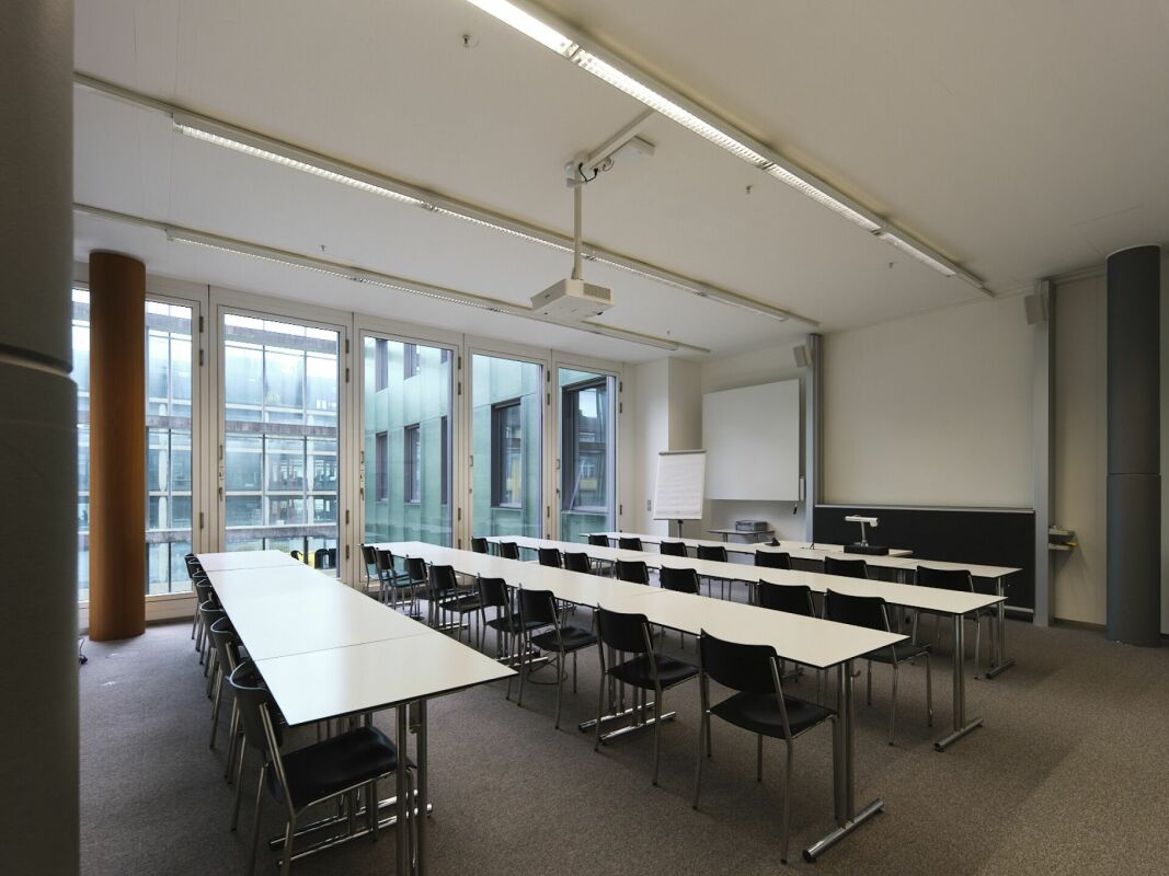 1200m² office, photo 8 of 10