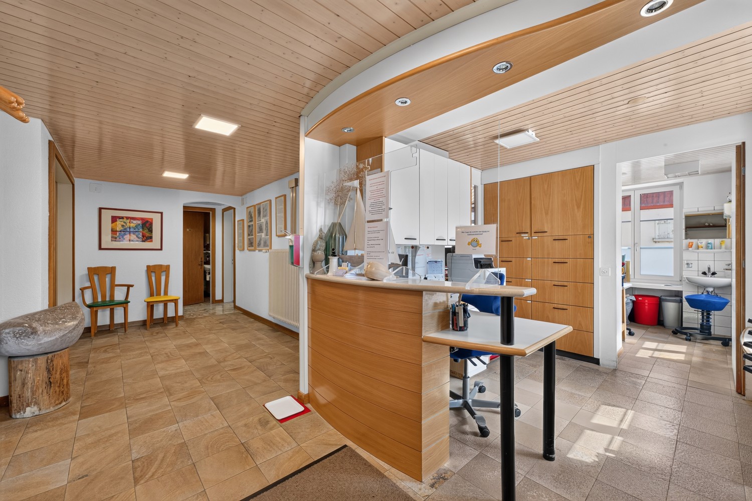 147m² commercial, photo 3 of 4