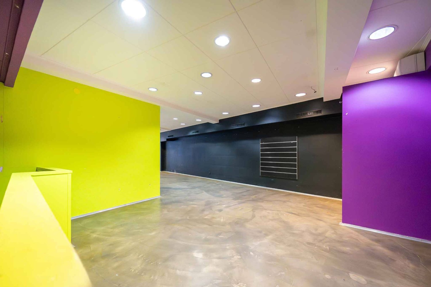 190m² arcade, photo 4 of 9