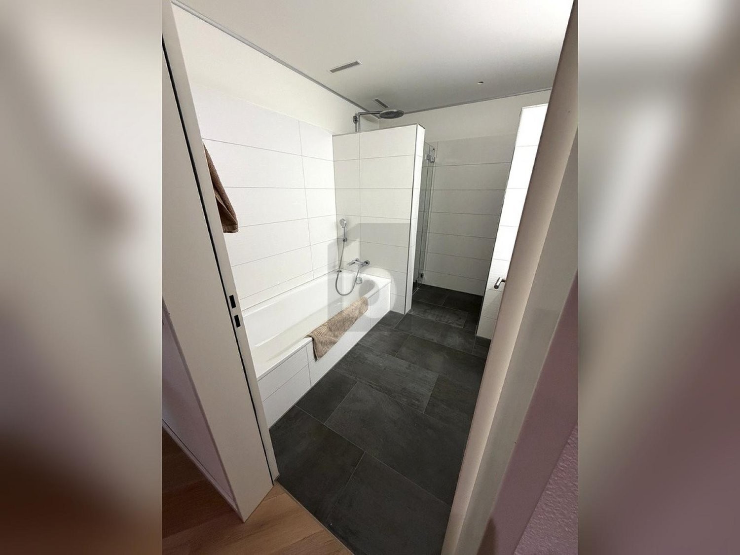2 ½ rooms furnished flat