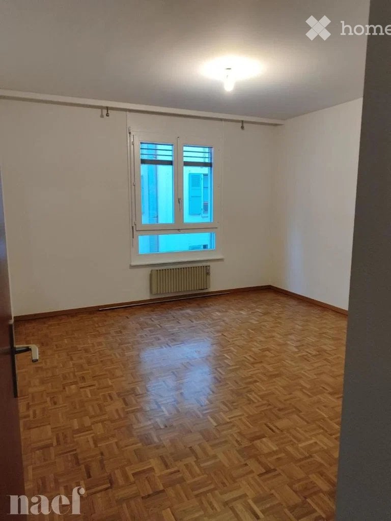 4 rooms apartment, photo 2 of 5
