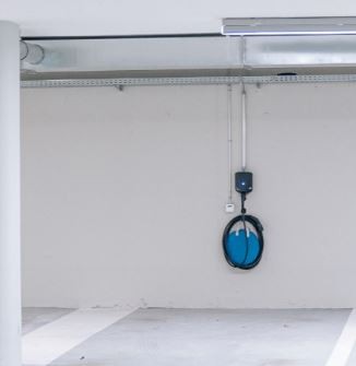 Underground slot, photo 1 of 2