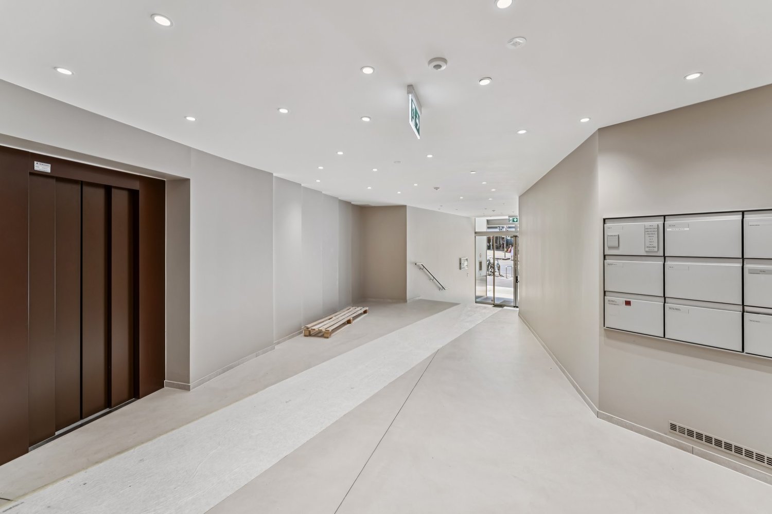 326m² ufficio
