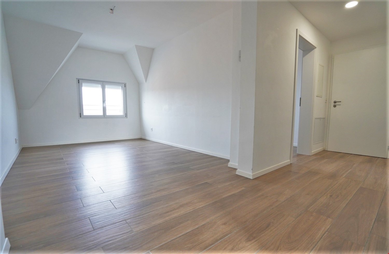 4 ½ rooms roof flat, photo 1 of 7