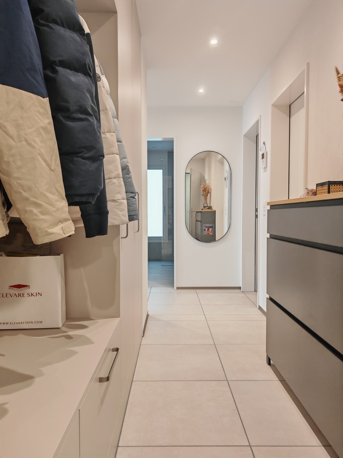5 rooms apartment