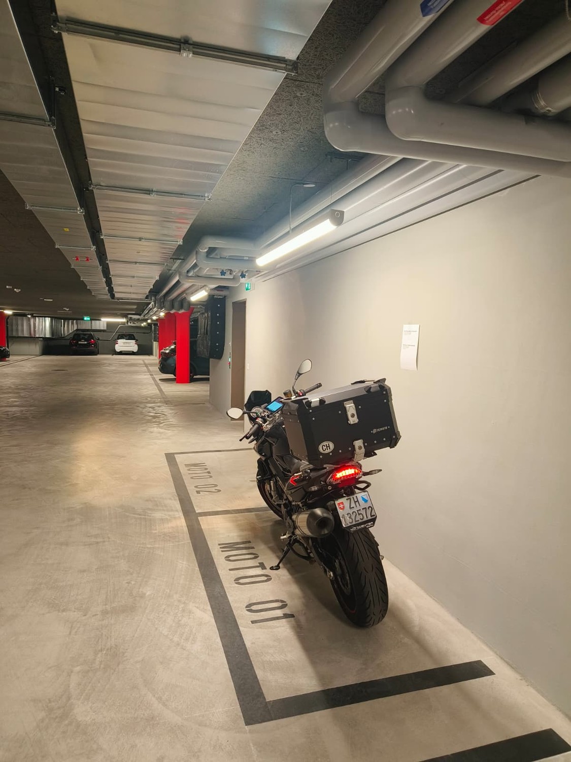 Underground slot, photo 2 of 3