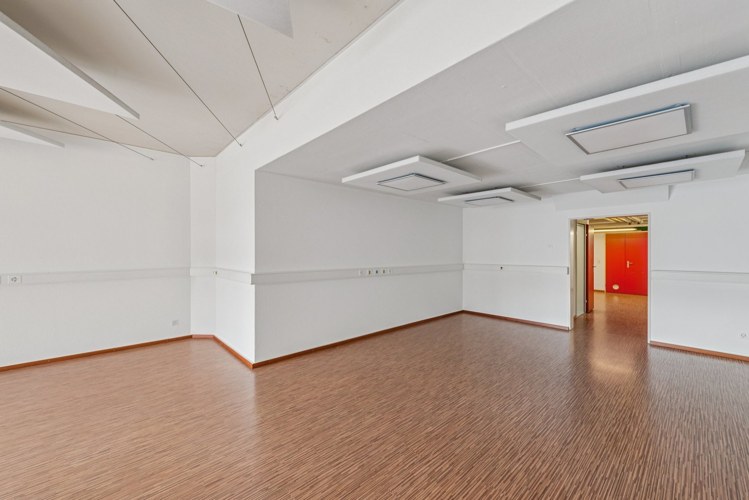 Commerce de 121m²