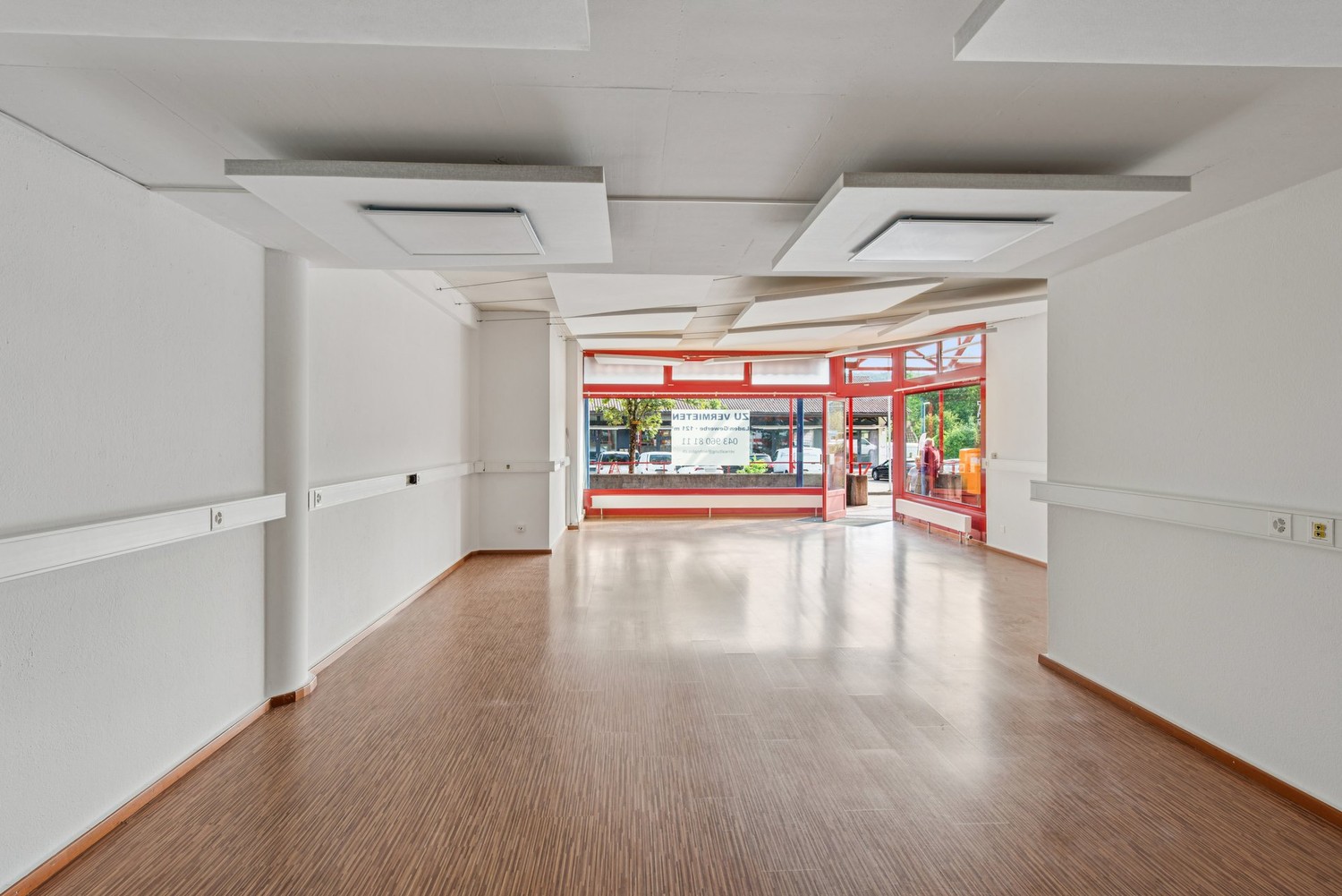 Commerce de 121m²