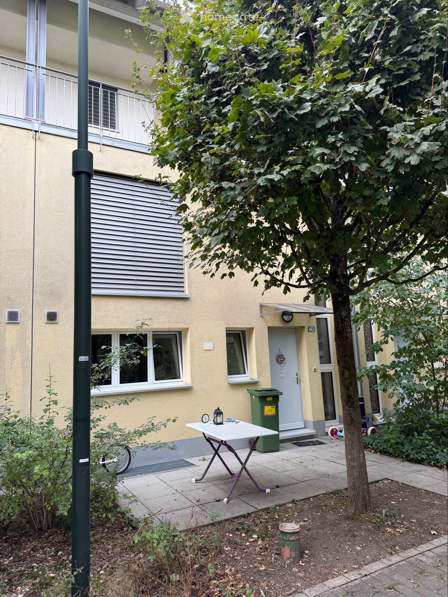 4 rooms apartment, photo 2 of 2