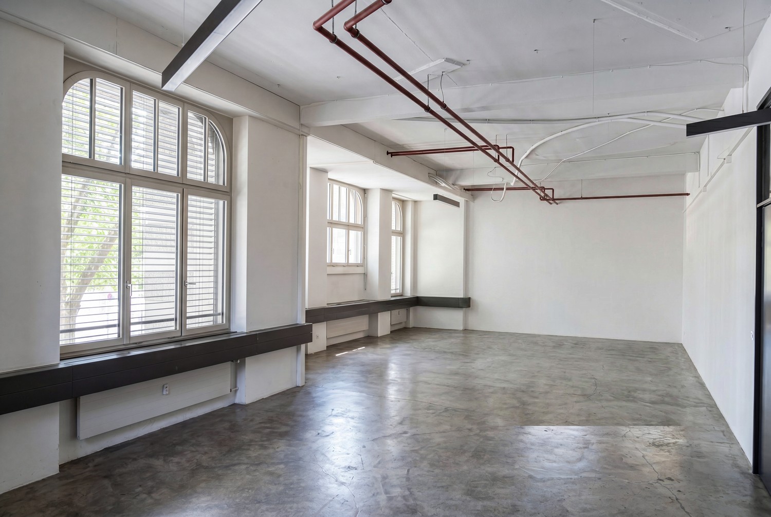 125m² office, foto 2 di 4