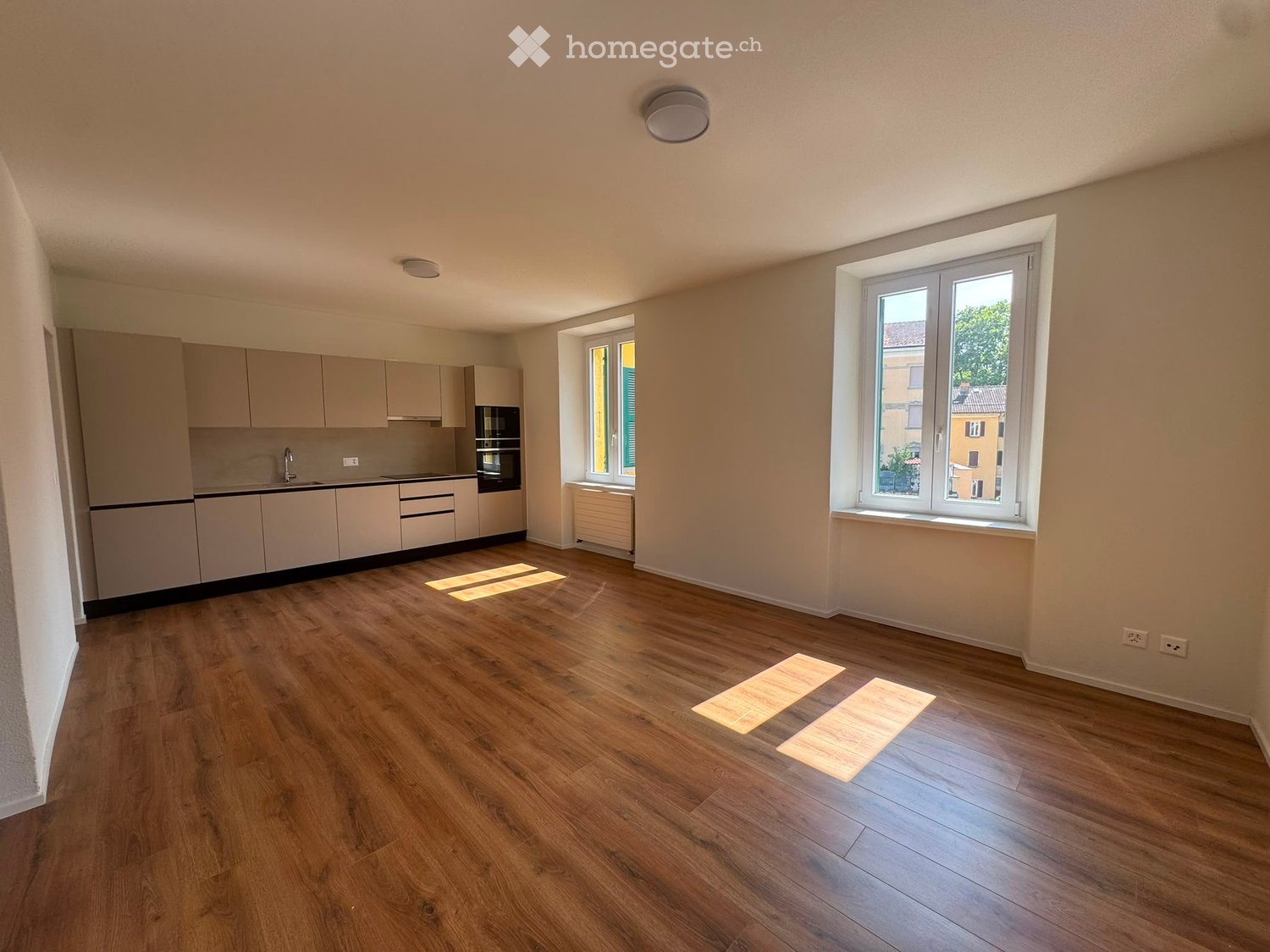 4 rooms apartment, photo 1 of 5