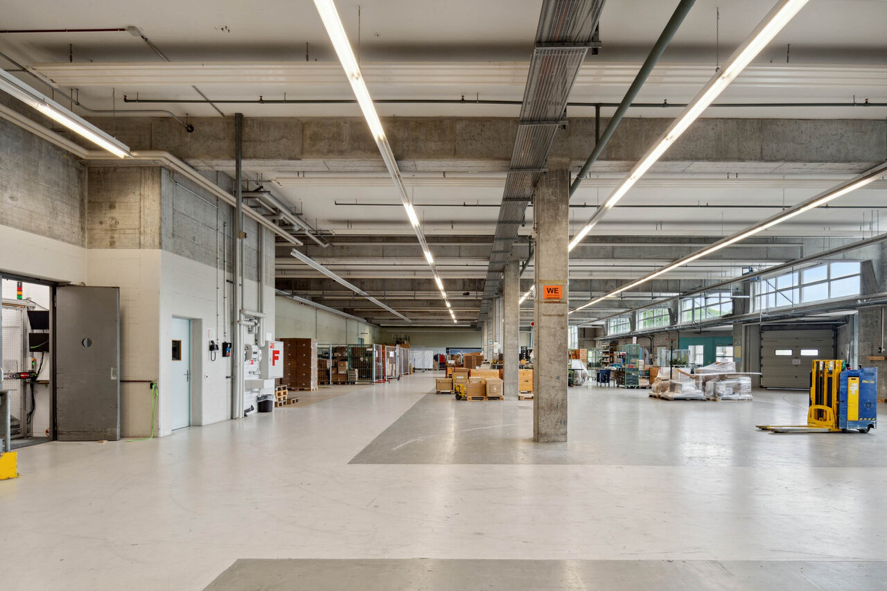 1260m² commercial