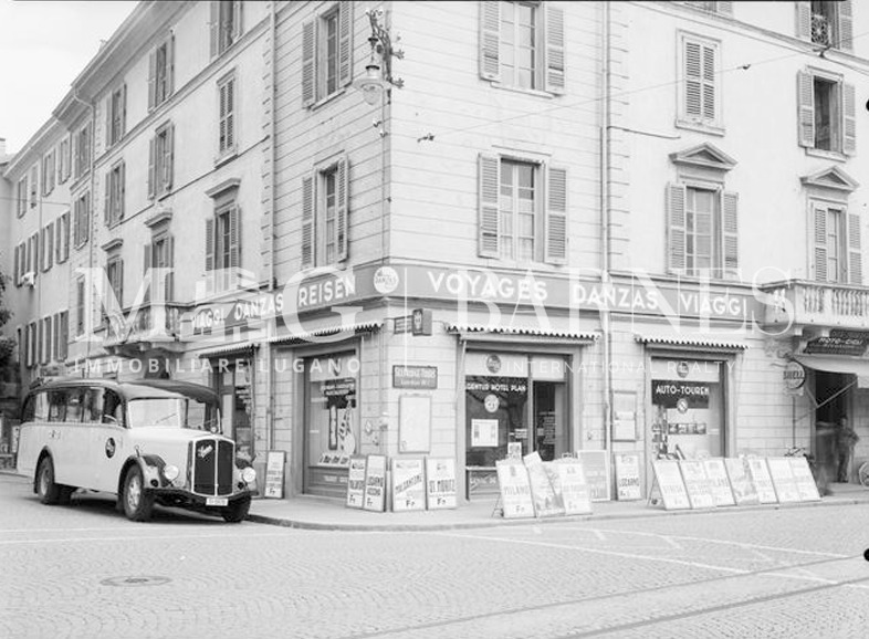 578m² office