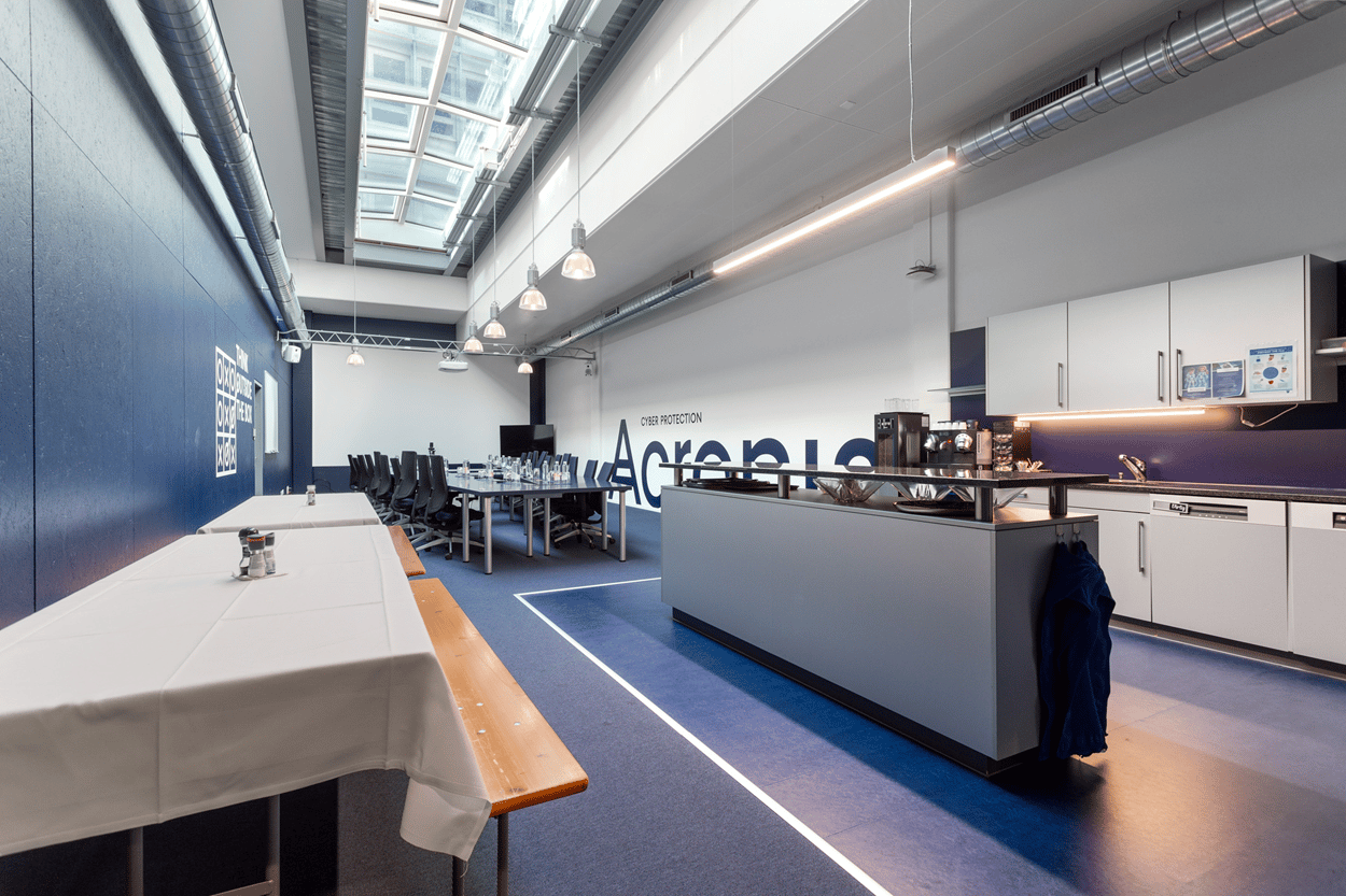 775m² office, photo 5 of 10