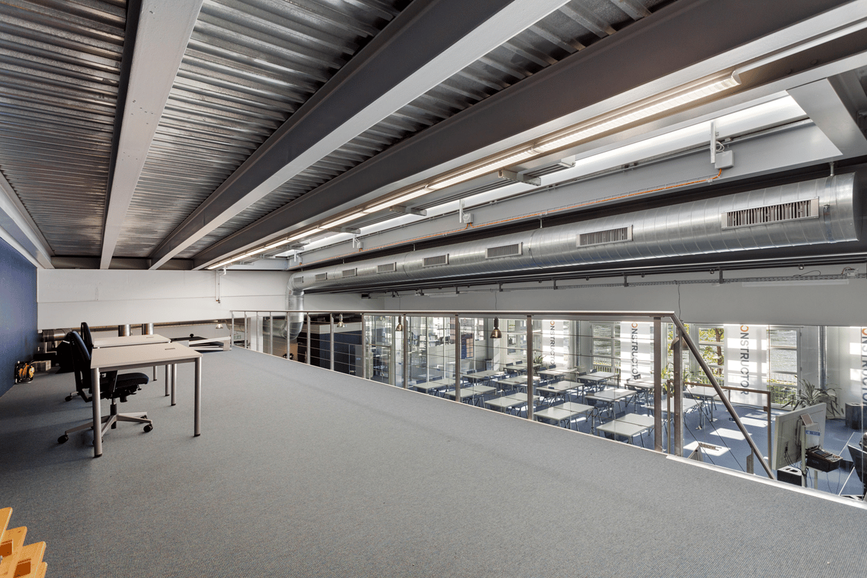 775m² office, photo 8 of 10