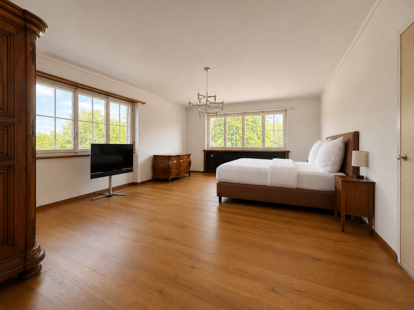 14 rooms villa, photo 10 of 10