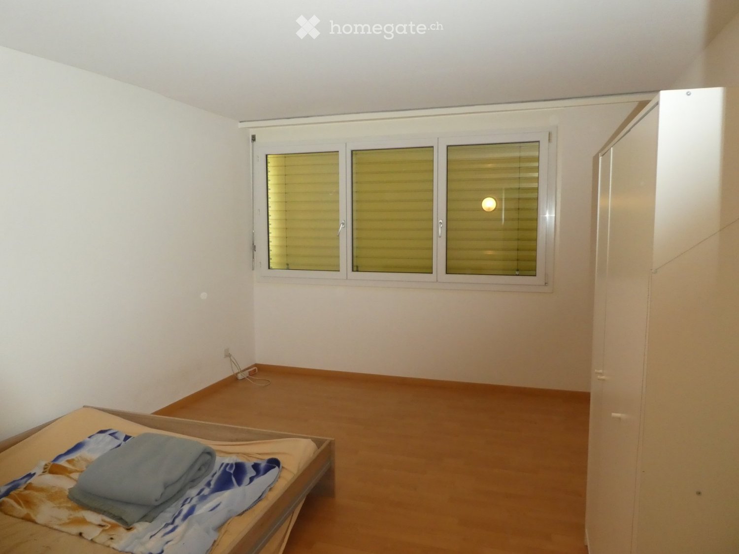 1 room single room, photo 1 of 3