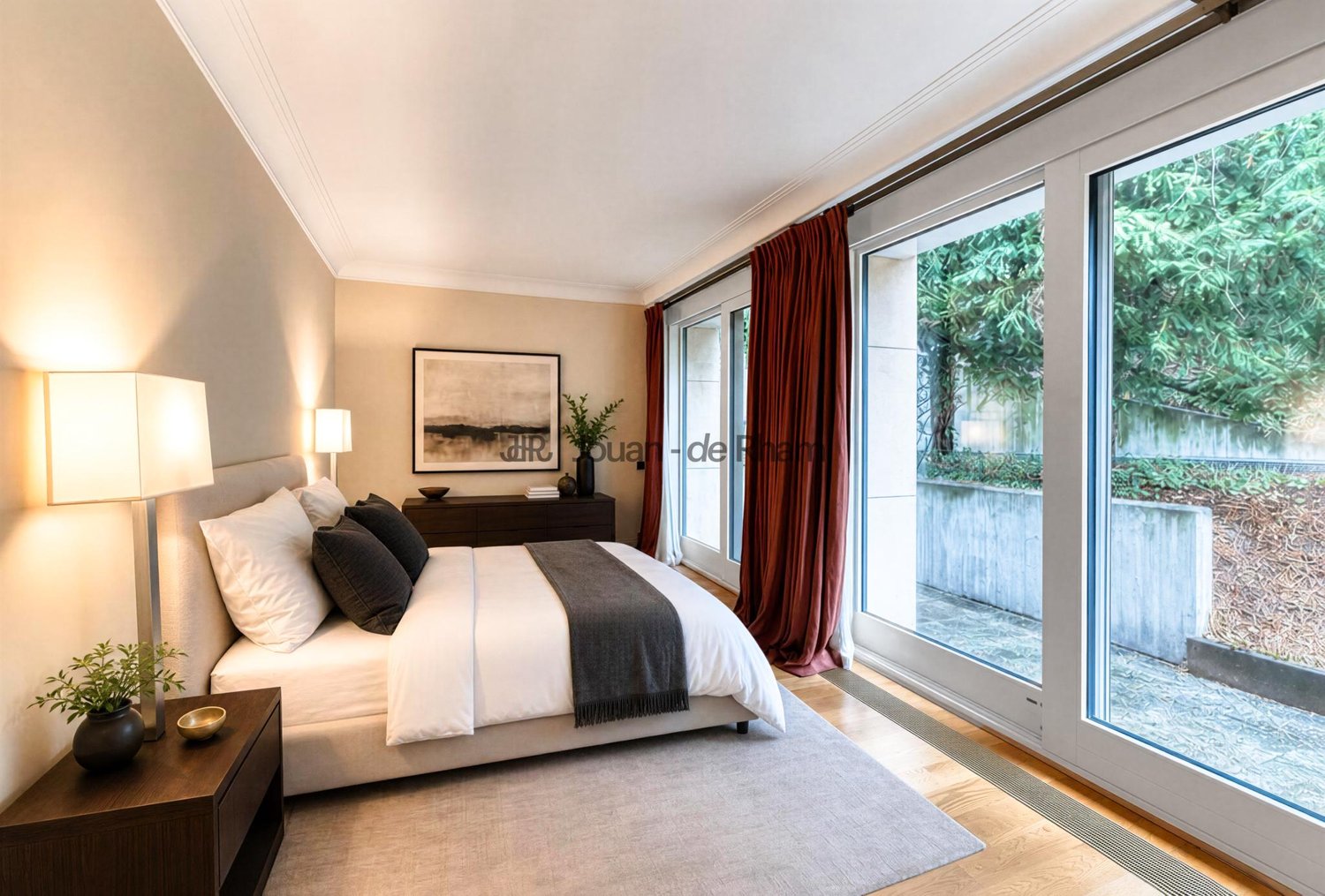 8 rooms apartment