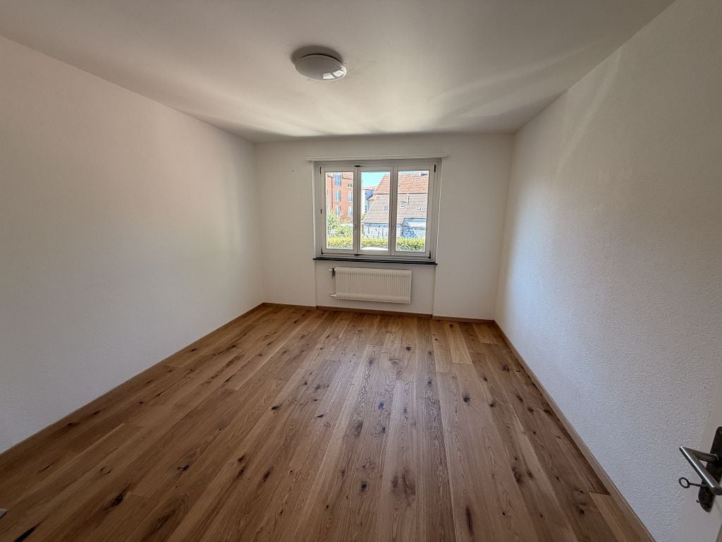 3 rooms apartment, photo 3 of 5