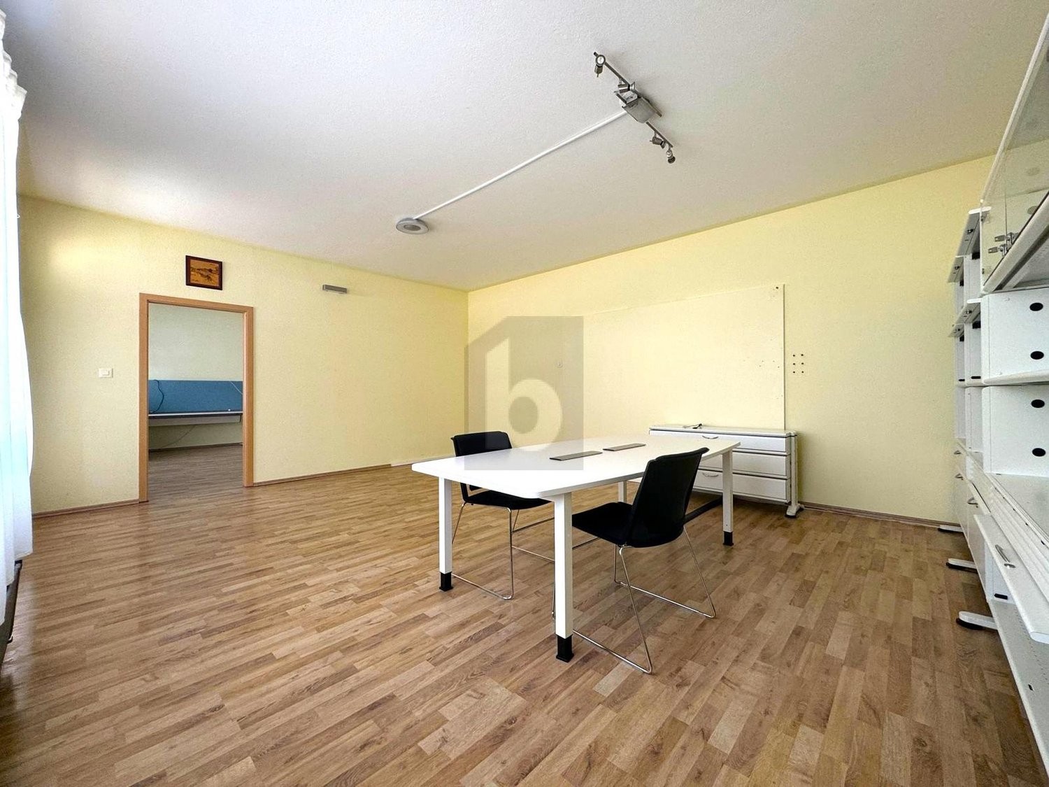 56m² office, photo 2 of 4
