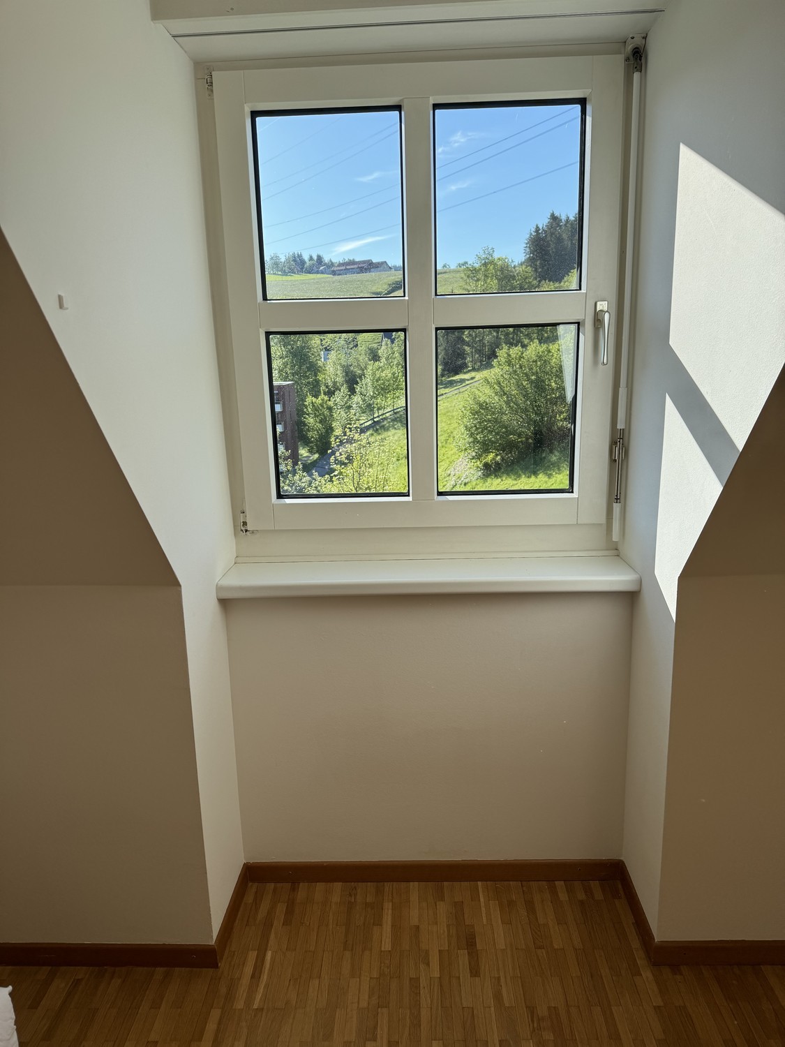Chambre dans un appartement partagé
