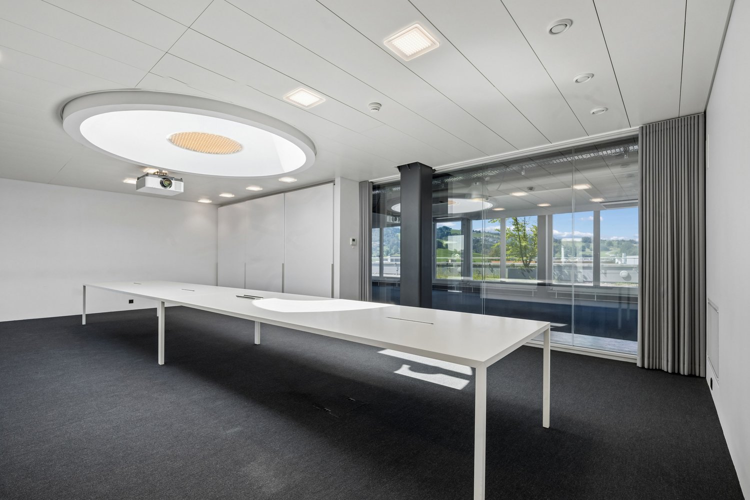 ufficio di 592m²