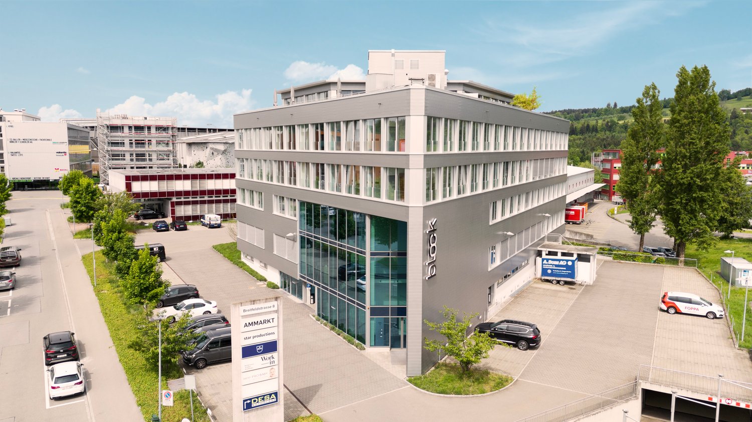 ufficio di 592m²