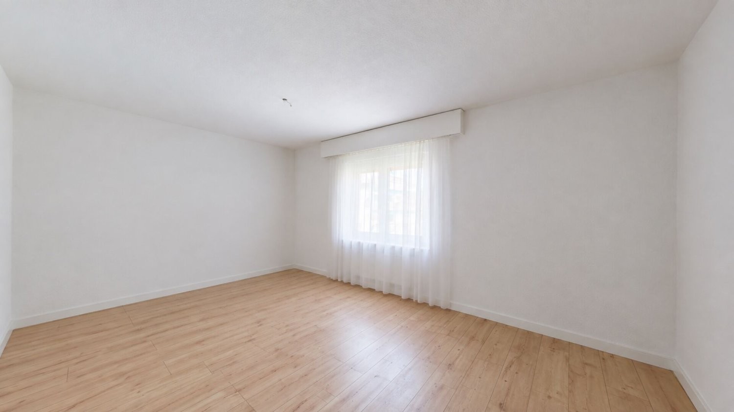 4 rooms apartment, photo 7 of 10