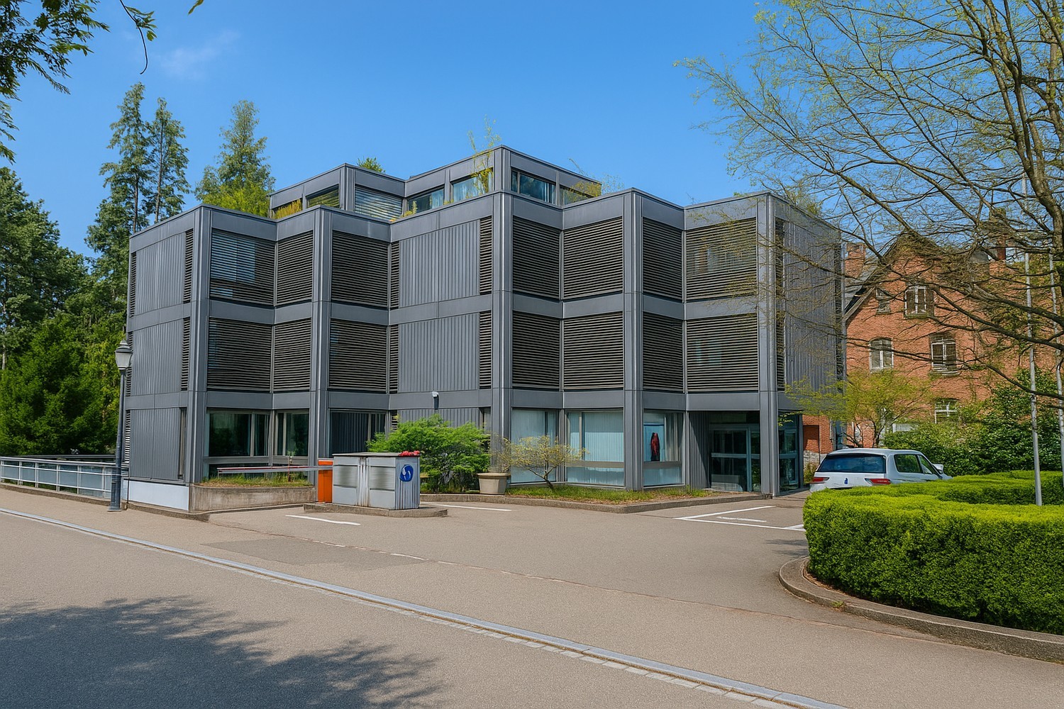 1807m² office, photo 2 of 7