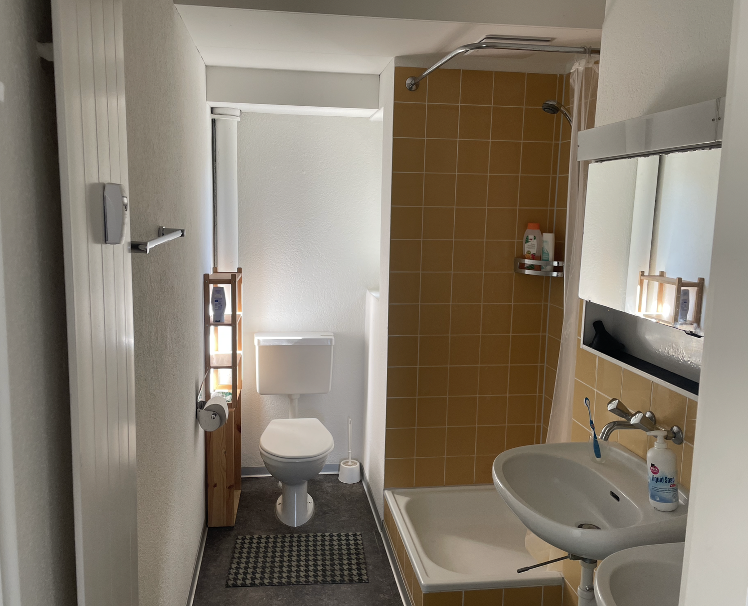 2 rooms apartment, photo 4 of 6