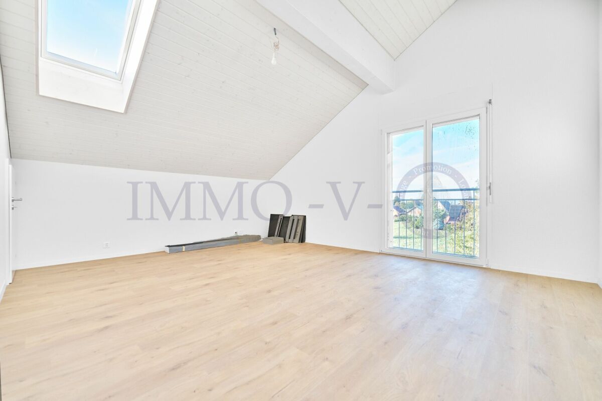 3 rooms attic flat, photo 5 of 6