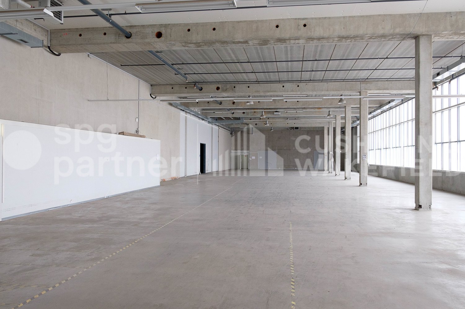 5300m² commercial, photo 8 of 10