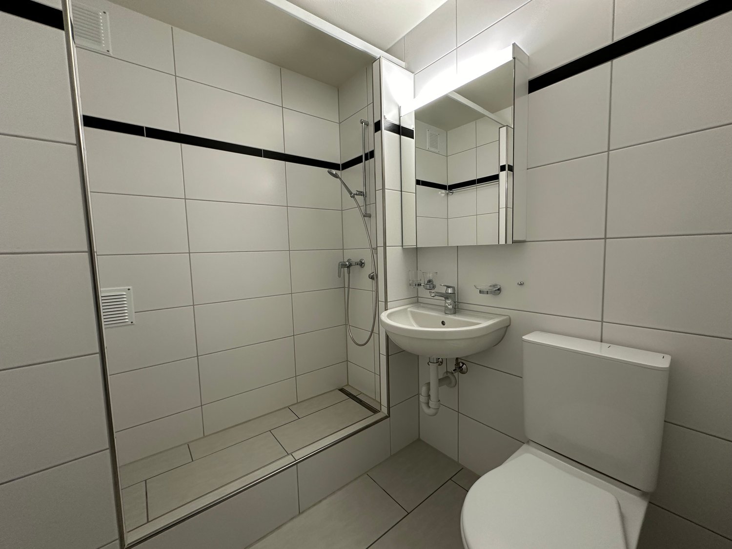 3 rooms apartment, photo 8 of 9