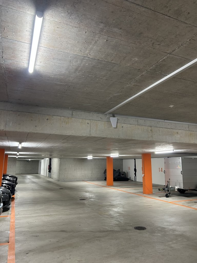 Underground slot, photo 3 of 5
