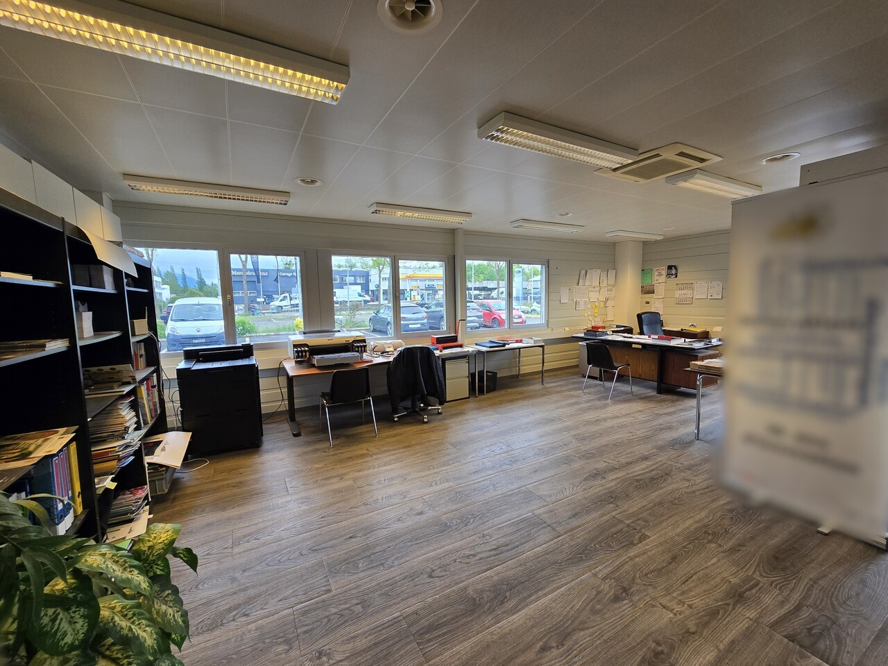 166m² office, photo 3 of 6
