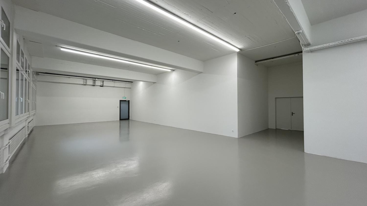 350m² commercial