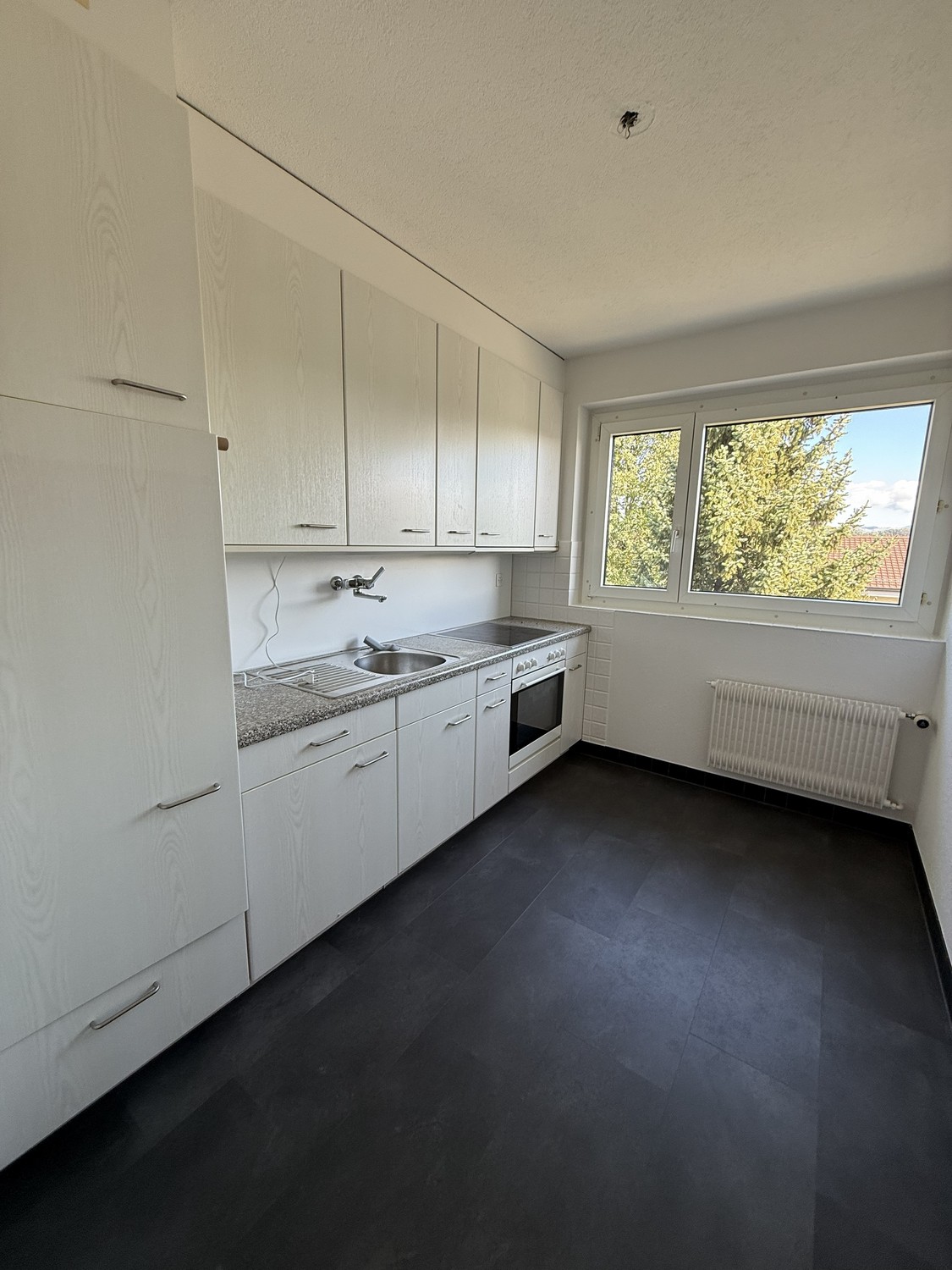 4 rooms apartment, photo 2 of 10
