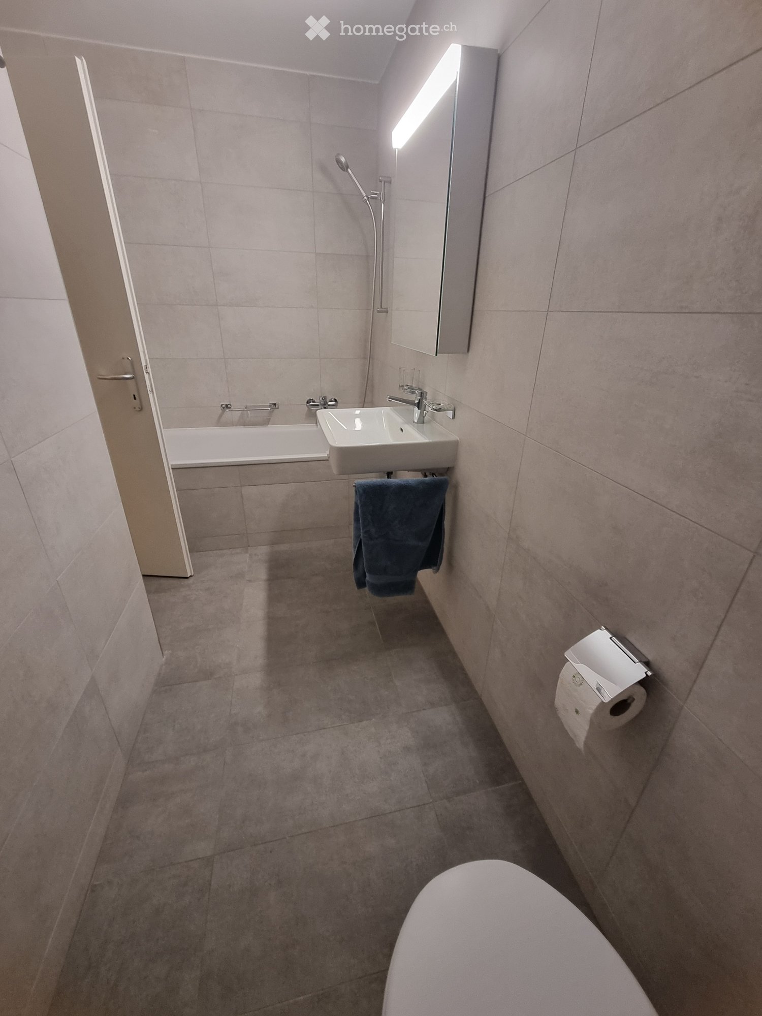 4 rooms apartment, photo 2 of 4
